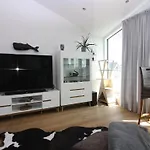 Апартаменты House Calmsailing, *